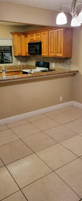 Foto principal - 1480 Lake Crystal Dr