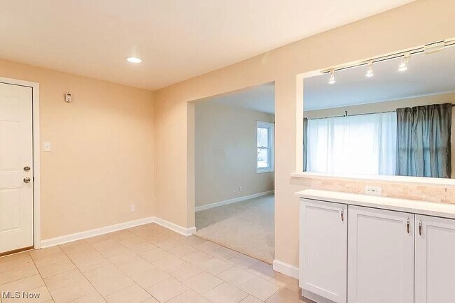 Foto del edificio - 2961 Archwood Pl