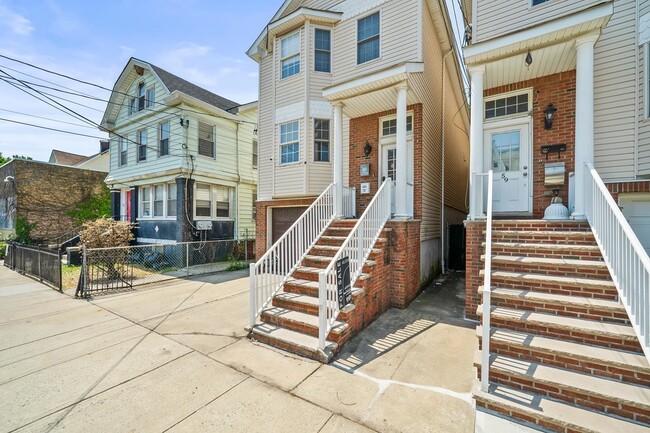 Building Photo - 57 Storms Ave