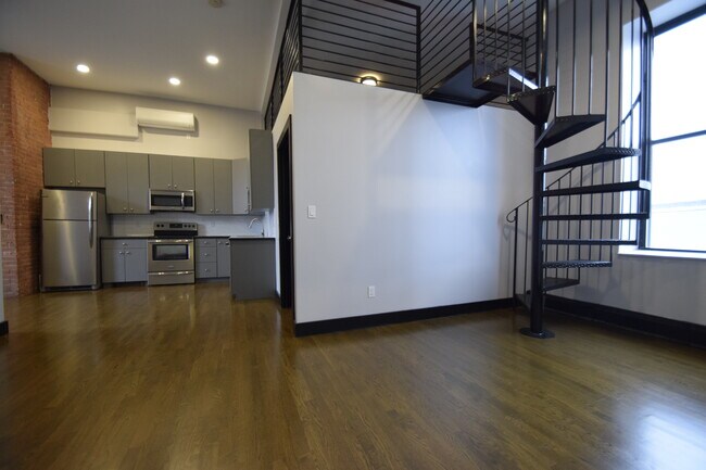 Foto del edificio - 444 Western Ave