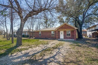 Building Photo - 1712 Ola Rd