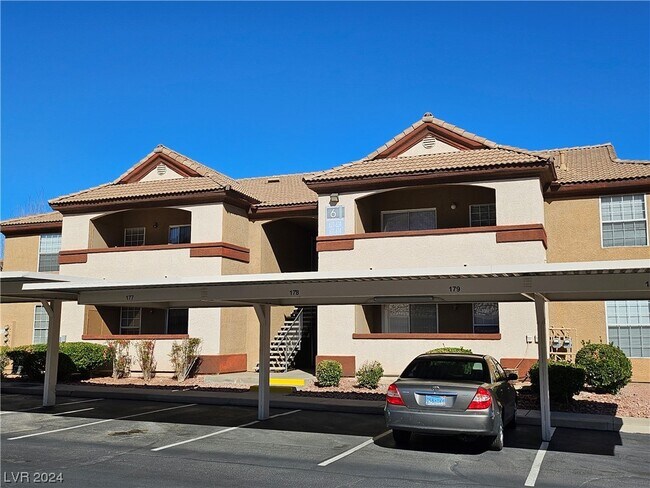 Building Photo - 231 W Horizon Ridge Pkwy