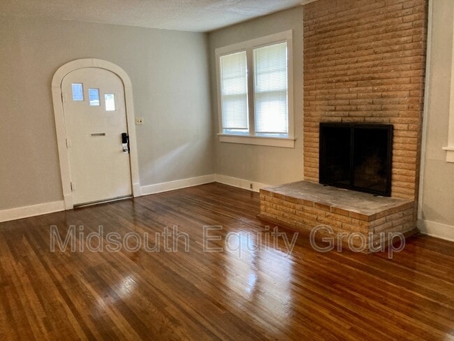 Building Photo - 126 Pearl Ave