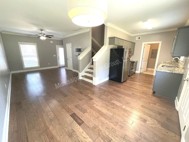 Foto del edificio - 4BR/4.5BA For Rent