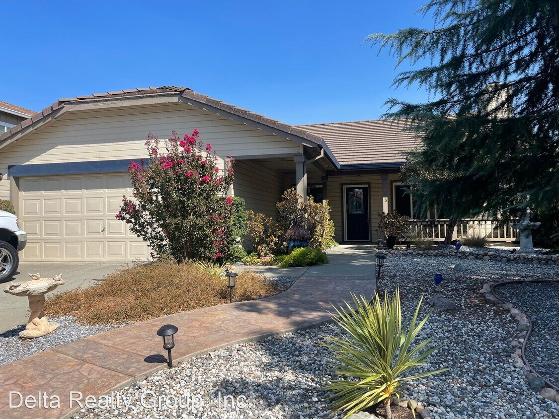 Foto principal - 3 br, 2 bath House - 713 Cookson Street