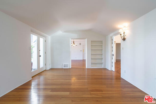 Building Photo - 603 Alta Ave