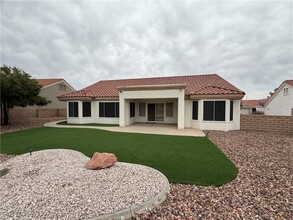 Building Photo - 8505 Gull Dr