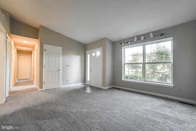 Foto del edificio - 17344 Potomac Sands Dr