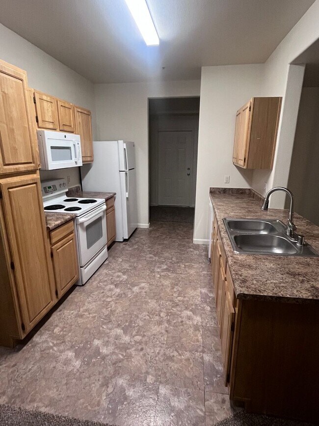 Foto del edificio - NICE CONDO AT THE RESERVES @ GALLERIA IN ROSEVILLE!!
