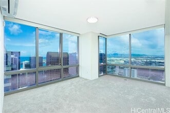 Building Photo - 1200 Queen Emma St