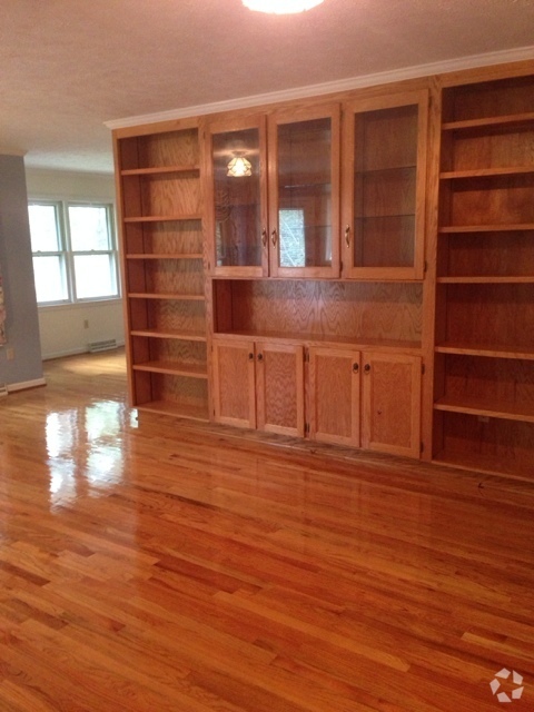 Building Photo - 1517 Partridge Dr