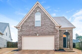 Building Photo - 7138 Queens Crown Ct