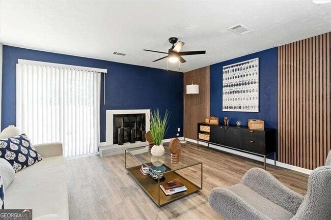 Foto del edificio - 1524 Springleaf Cir SE