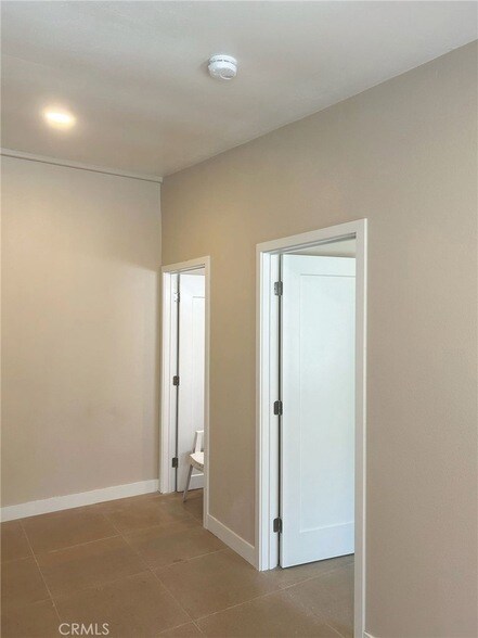 Foto del edificio - 628 W 59th Pl