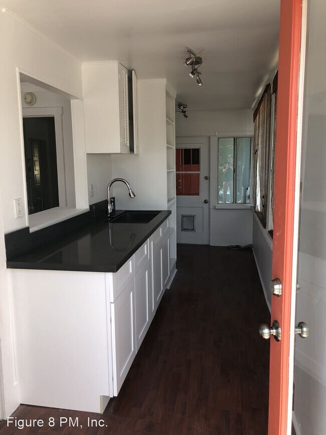 Foto del edificio - 115 3/4-134 S Ave 63