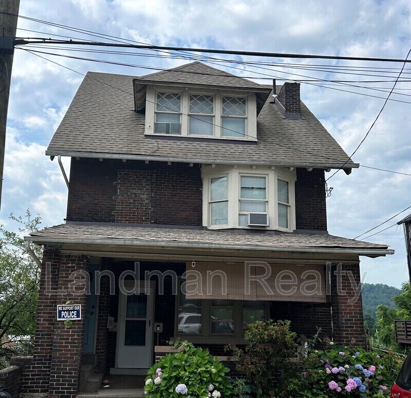 Photo - 319 3rd Street