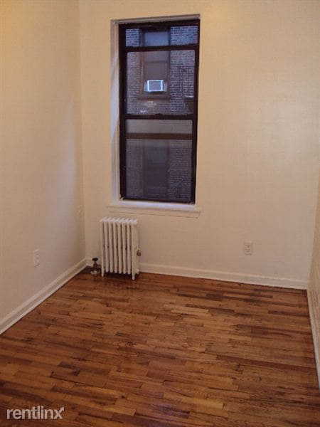 Building Photo - 224 E 28th St