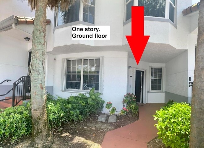 Photo - 725 SW 148th Ave House