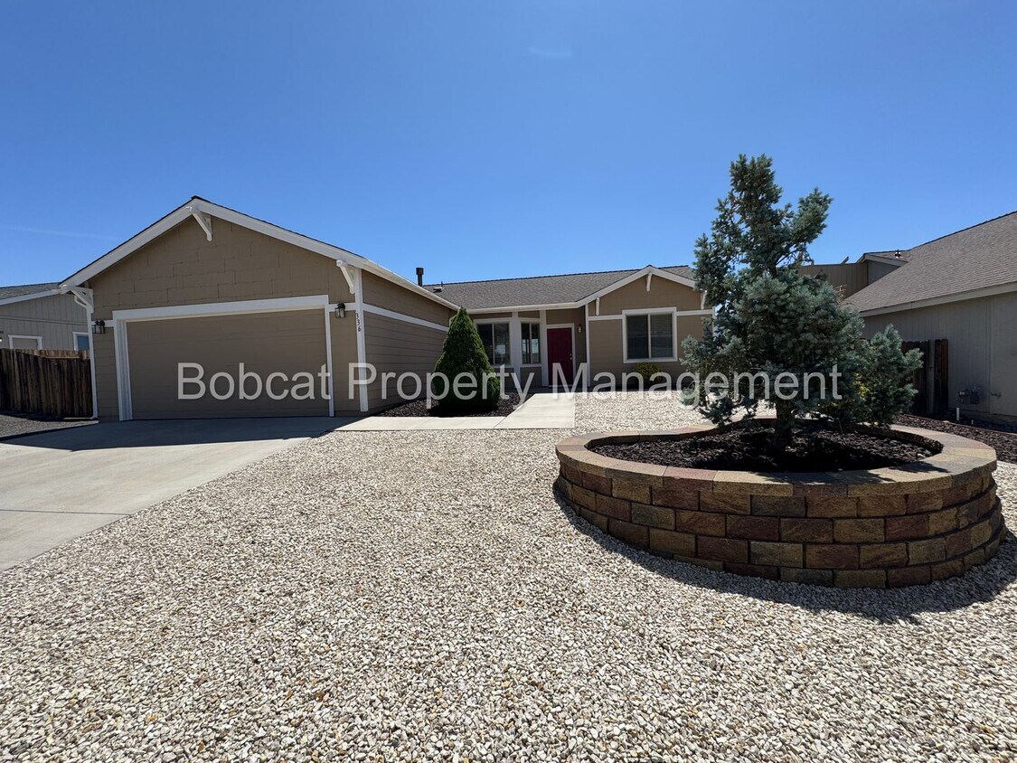 Foto principal - 3 Bedroom, 2 Bathroom Home Located in Dayton