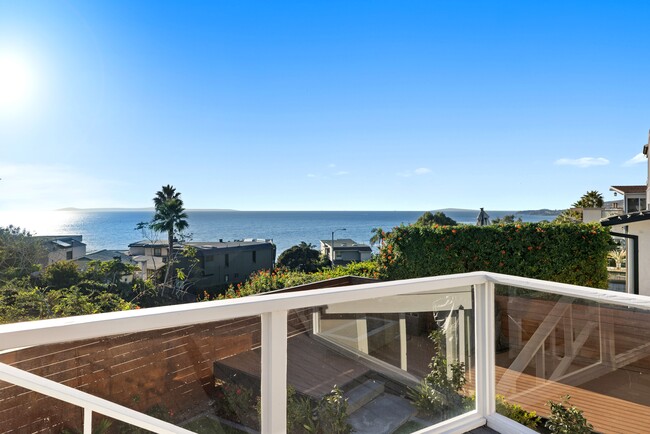 Building Photo - 2663 Solana Way