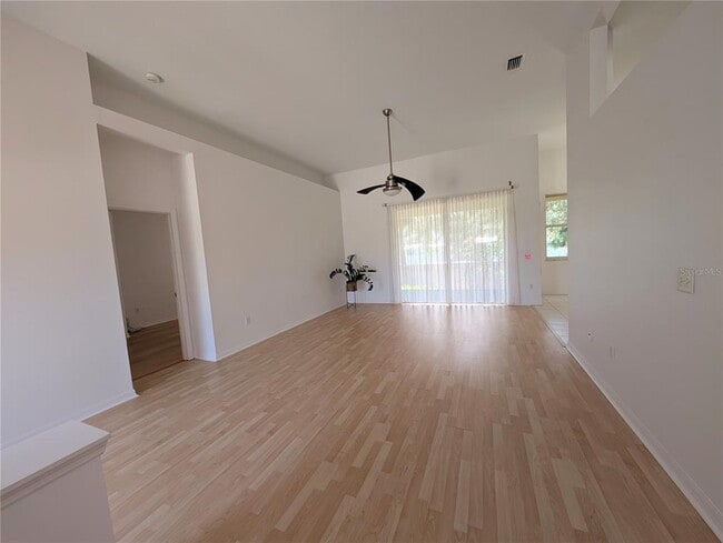 Building Photo - 5608 New Covington Dr