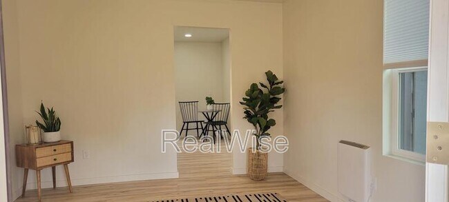 Foto del edificio - 509 NW C St
