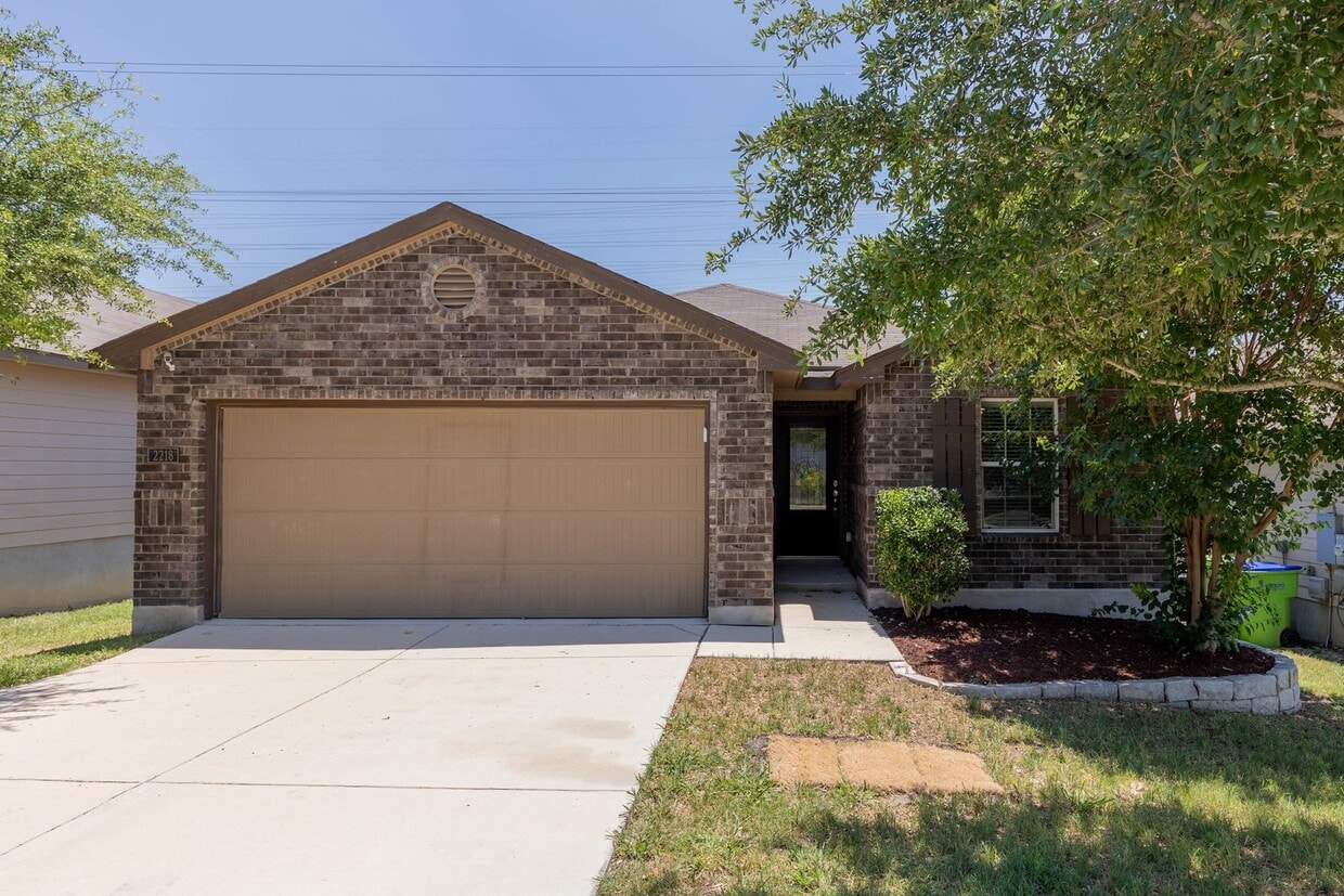 Foto principal - 2218 York Bend