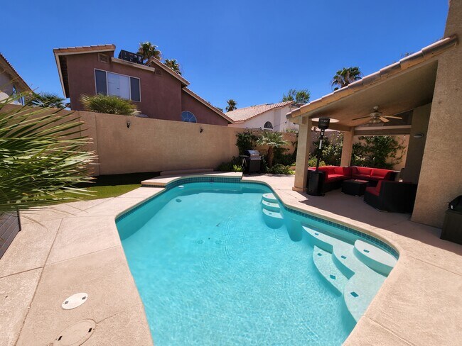Building Photo - 8907 Norco Dr