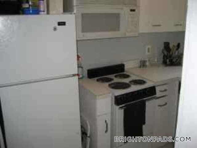 Foto principal - 1665 Commonwealth Ave