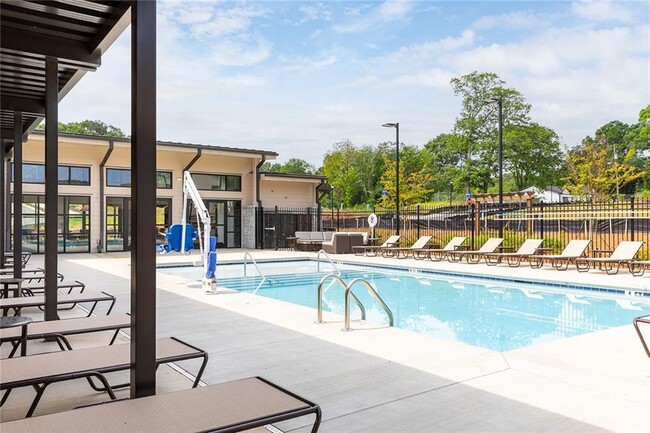 Foto del edificio - 1332 Breezy St SE