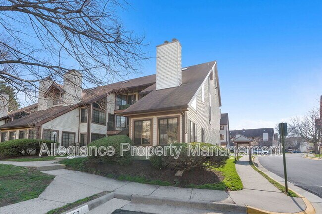 Photo - 6011 Curtier Dr House