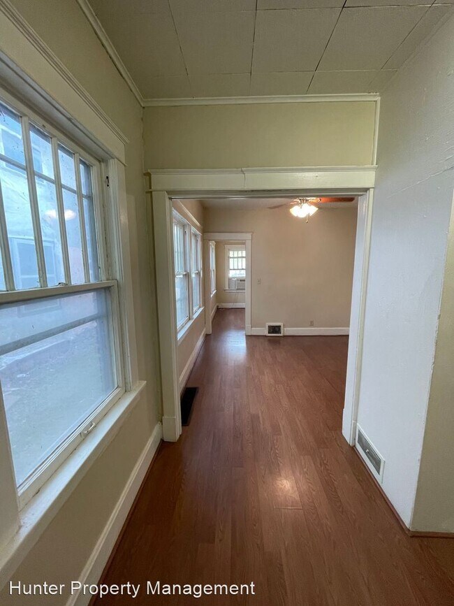 Building Photo - 1 br, 1 bath House - 1035 W Walnut St