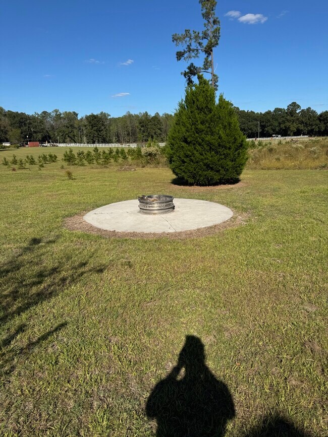 patio trasero - 5745 Central Ave