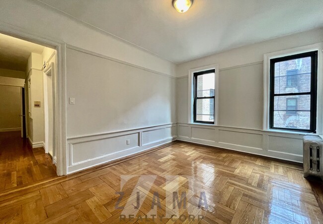 Building Photo - 1289 Union St