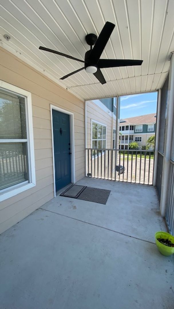 Photo - Beautiful 2/2 Condo Fully Remodeled!! A Must See to Appreciate!!