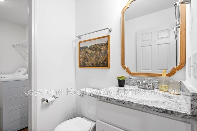 Foto del edificio - 929 Center Rd