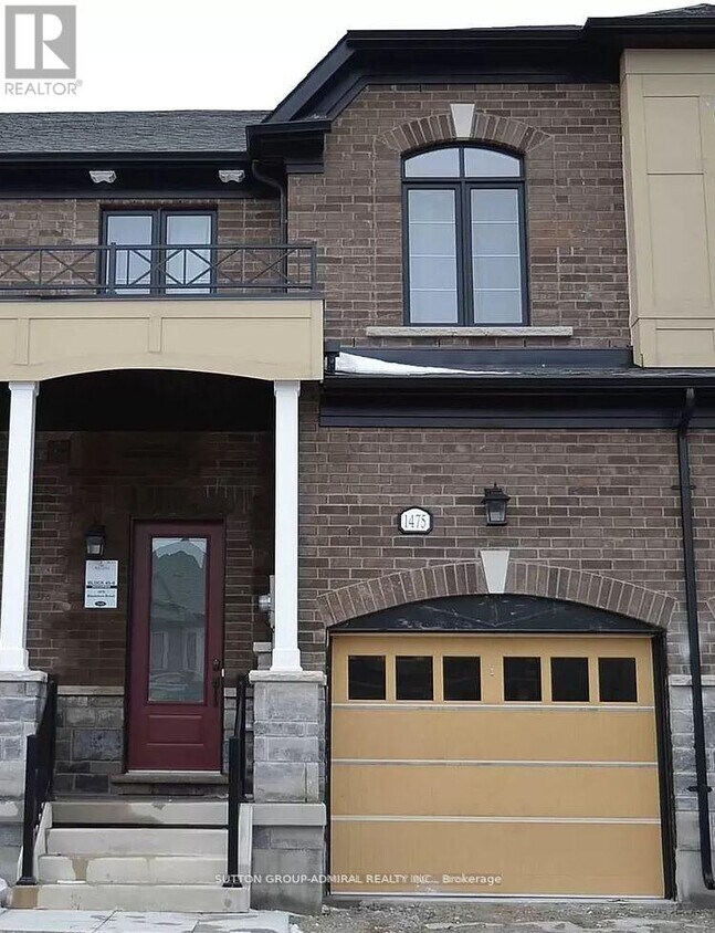 Primary Photo - 1475 Blackmore St