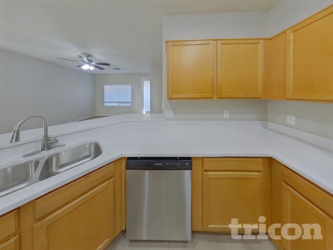 Foto del edificio - 7215 S 38th Dr