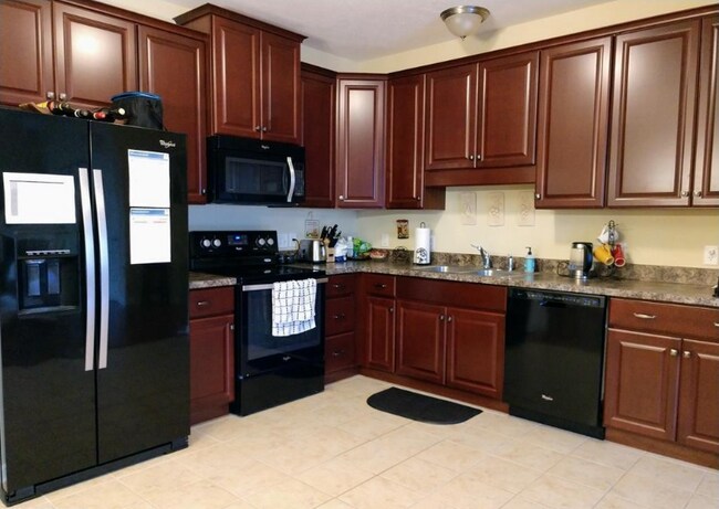 Foto del edificio - 115 Alma Mater Dr