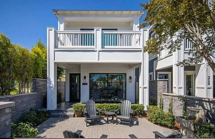 Foto principal - 218 J Ave