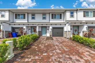 Building Photo - 4984 Rain Shadow Dr