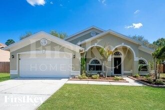 Building Photo - 9336 Sunnyoak Dr