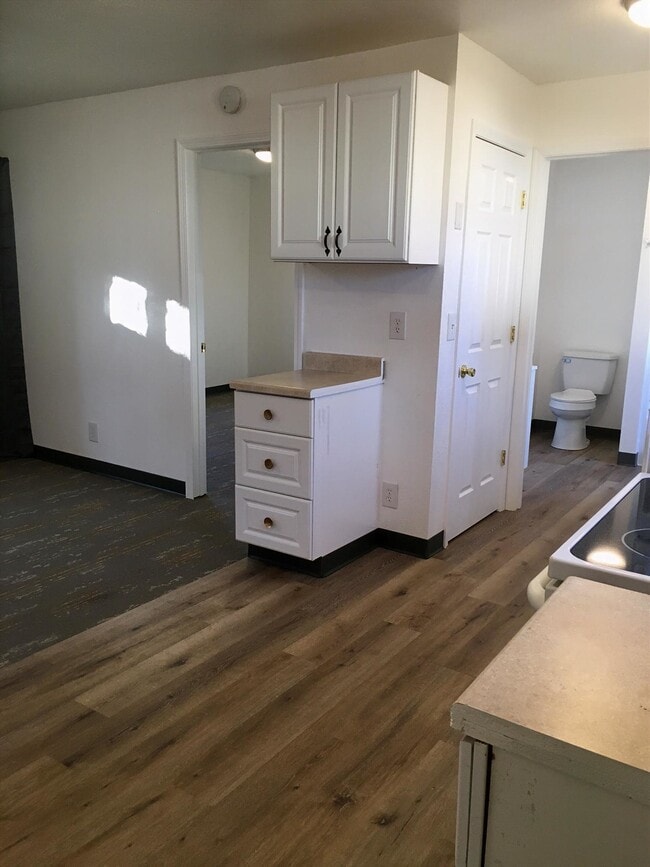 Building Photo - 2013 North Ave W