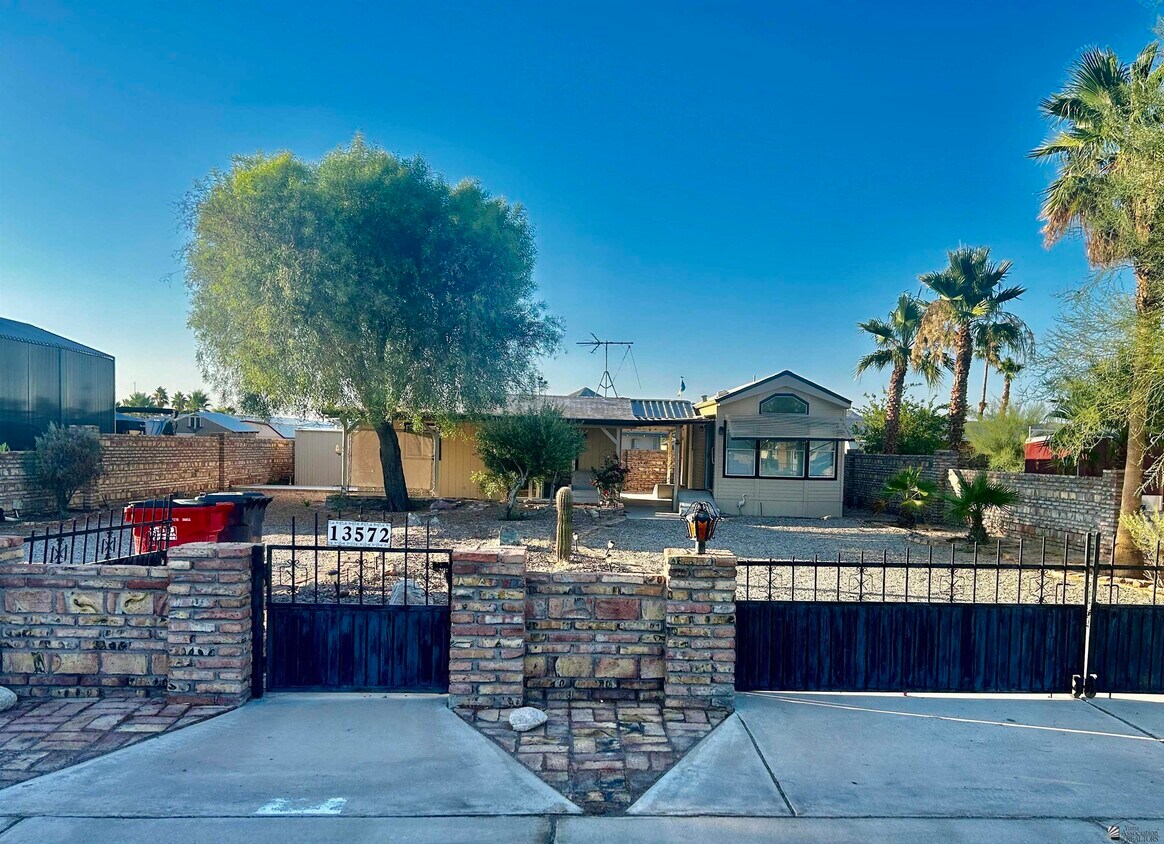 Primary Photo - 13572 E 47th Ln
