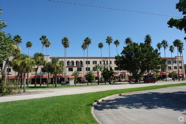 Building Photo - 238 Tampa Ave W