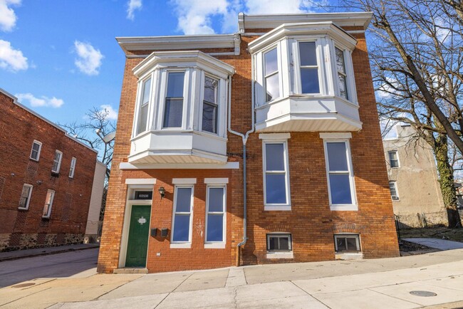 Photo - 2602 Ulman Ave Apartment