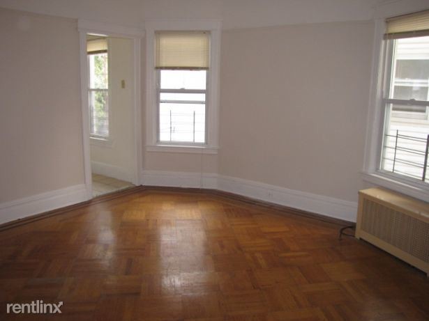 Foto del edificio - 401 E 2nd St