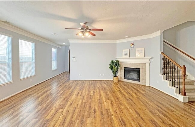 Building Photo - 6222 Skyline Dr