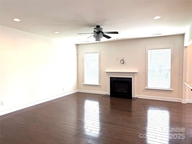 Foto del edificio - 1691 Spears Dr NW