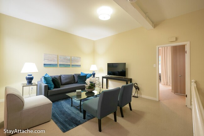 Building Photo - 1521 Corcoran Street NW Unit 2